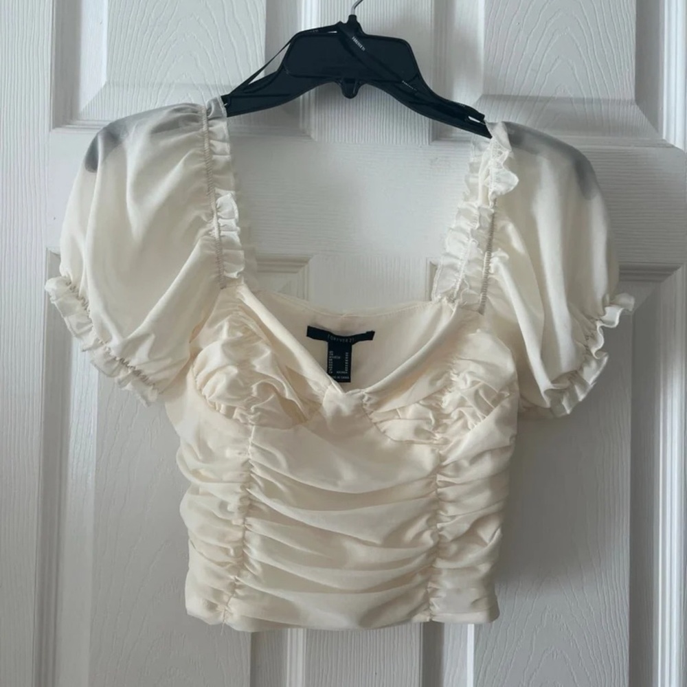 NWT FOREVER 21 CROP TOP